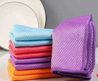 absorbent kitchen sponges, durable cleaning cloths, microfiber scouring pads - available at Sparq Mart
