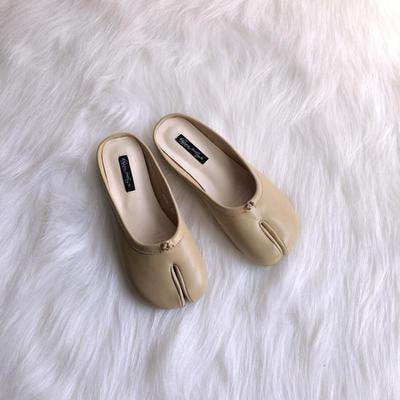 Fashionable Casual Flats Versatile Leather Slippers Daily Wear Shoes - available at Sparq Mart