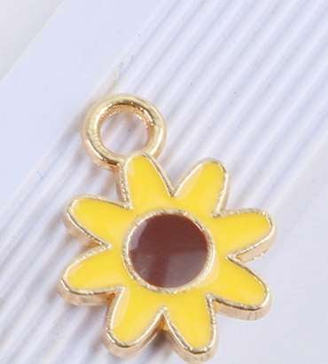 Alloy Flower Keychain, Cute Badge Accessories, Dripping Oil Keyring - available at Sparq Mart