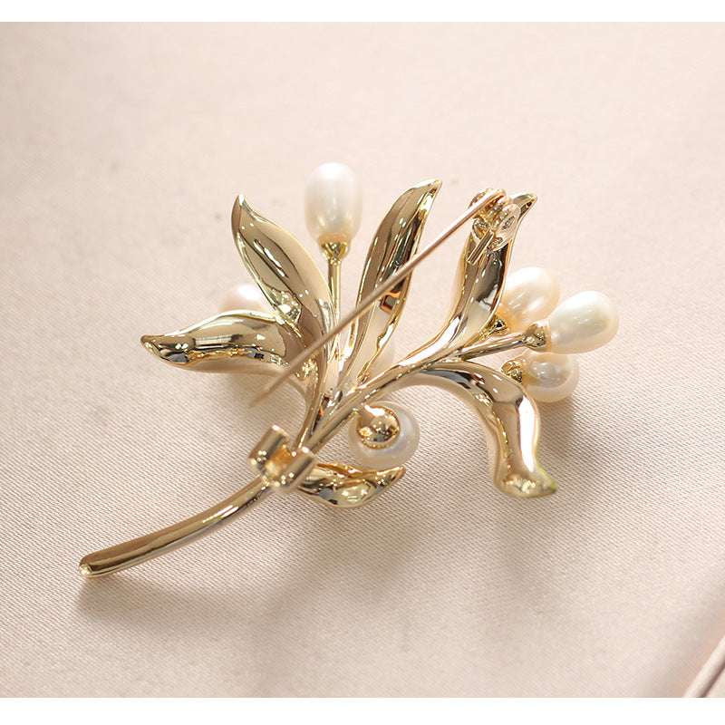 Elegant Pin Jewelry, Pastoral Style Pin, Pearl Leaf Brooch - available at Sparq Mart